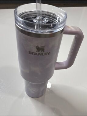 Stanley - 40oz. Beautiful Purple Cloud Tumbler with Straw, used A020426